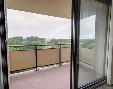 5225 Pooks Hill Road - Photo Thumbnail 10