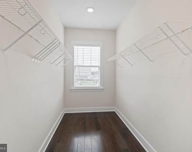 143 Rubens Drive - Photo Thumbnail 20
