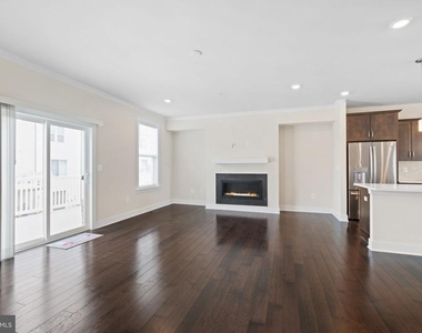 143 Rubens Drive - Photo Thumbnail 8
