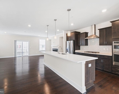 143 Rubens Drive - Photo Thumbnail 11