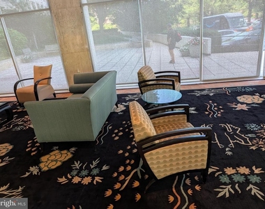 10401 Grosvenor Place - Photo Thumbnail 8