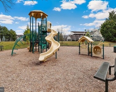 31 Steeple Court - Photo Thumbnail 64