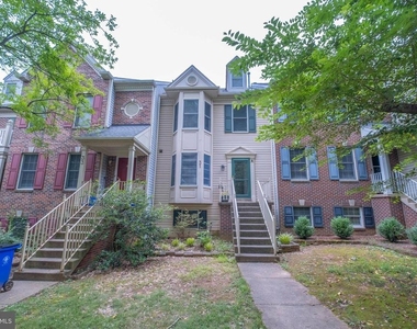 31 Steeple Court - Photo Thumbnail 1