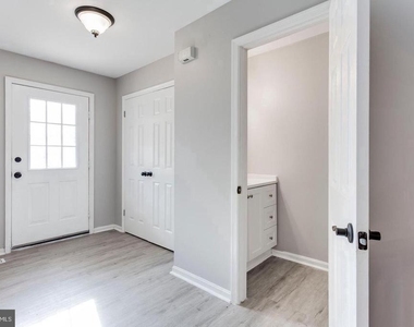304 Crescendo Way - Photo Thumbnail 2