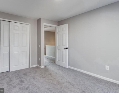 304 Crescendo Way - Photo Thumbnail 17