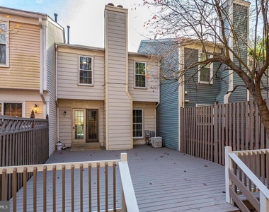 304 Crescendo Way - Photo Thumbnail 26