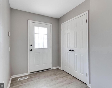 304 Crescendo Way - Photo Thumbnail 1