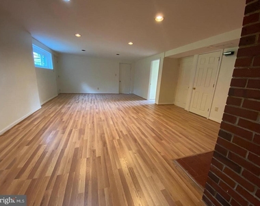 6009 Cheshire Drive - Photo Thumbnail 13
