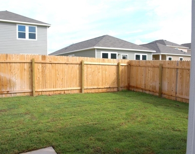 105 Mouflon Rd - Photo Thumbnail 24