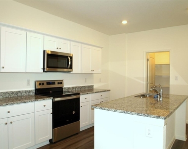 105 Mouflon Rd - Photo Thumbnail 6
