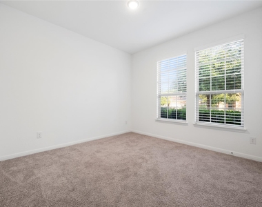 5146 Veranda Ter - Photo Thumbnail 5