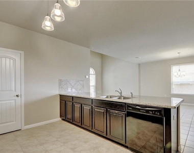 1412 Blake St - Photo Thumbnail 10