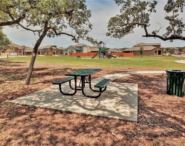 1412 Blake St - Photo Thumbnail 36