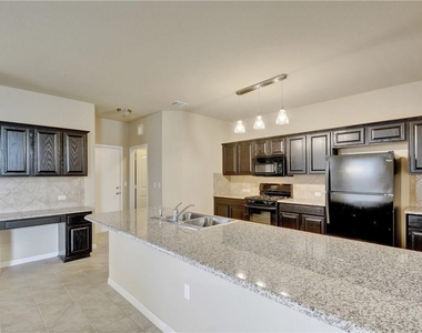 1412 Blake St - Photo Thumbnail 8