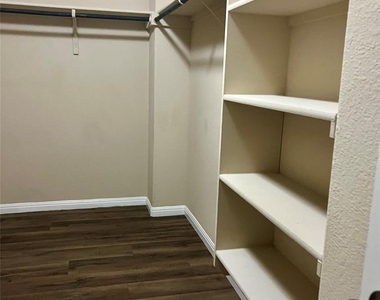 1412 Blake St - Photo Thumbnail 25