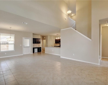 1412 Blake St - Photo Thumbnail 5