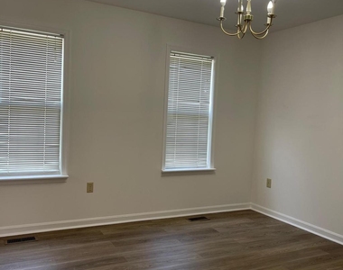 8346 Lincoln Drive - Photo Thumbnail 8