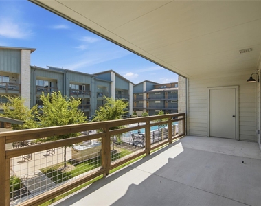 4704 Sunset Trl - Photo Thumbnail 24