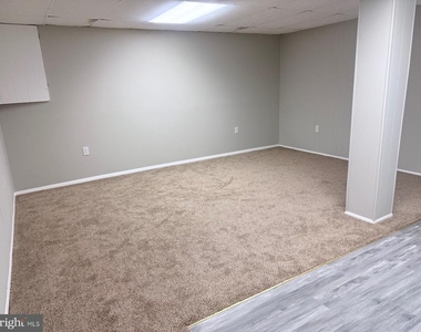 5833 Diggers Lane - Photo Thumbnail 25