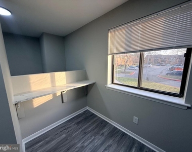 5833 Diggers Lane - Photo Thumbnail 24