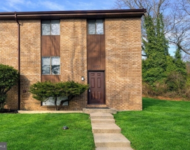 5833 Diggers Lane - Photo Thumbnail 3
