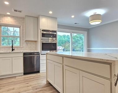 7538 Cherry Tree Drive - Photo Thumbnail 2