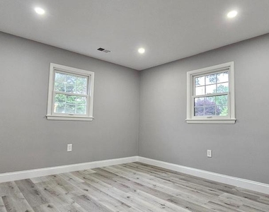 7538 Cherry Tree Drive - Photo Thumbnail 29