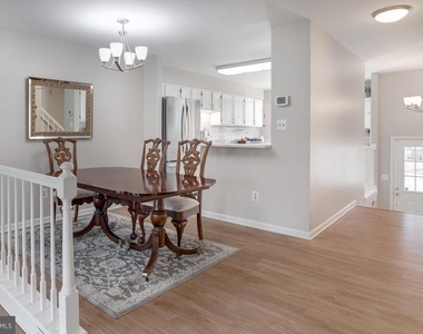 7263 Swan Point Way - Photo Thumbnail 11
