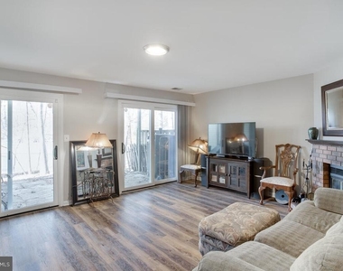 7263 Swan Point Way - Photo Thumbnail 31