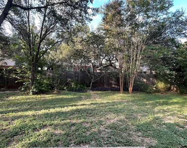 5320 Mabry Ct - Photo Thumbnail 16