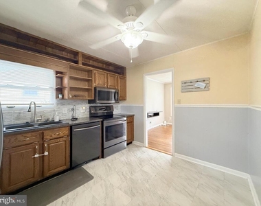 316 Queen Street - Photo Thumbnail 4