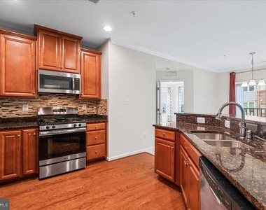 6511 Walcott Lane - Photo Thumbnail 12