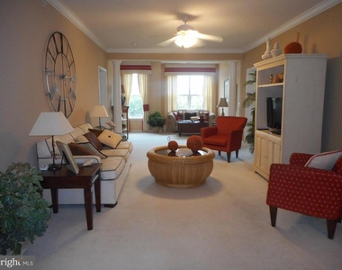 700 Cattail Cove - Photo Thumbnail 2