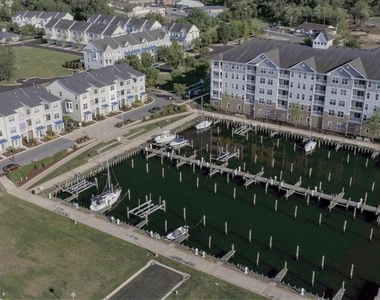 700 Cattail Cove - Photo Thumbnail 12