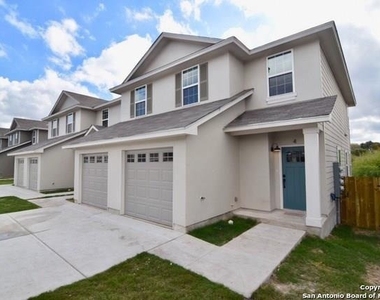 6322 Melanzane Ave - Photo Thumbnail 2