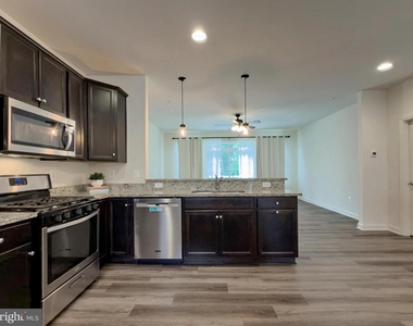 306 Buckeye Circle - Photo Thumbnail 20