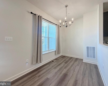306 Buckeye Circle - Photo Thumbnail 14