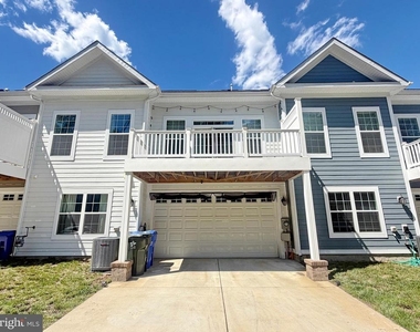306 Buckeye Circle - Photo Thumbnail 6