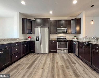 306 Buckeye Circle - Photo Thumbnail 17