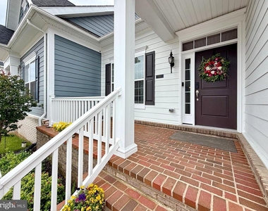 306 Buckeye Circle - Photo Thumbnail 1