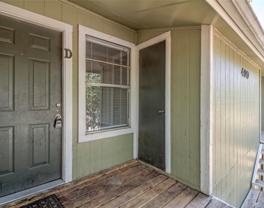 400 Hedgewood Dr - Photo Thumbnail 18