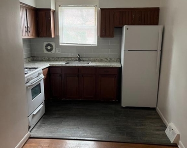 1005 Cedarcroft Road - Photo Thumbnail 1