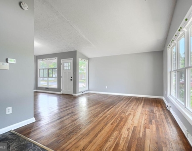 6901 Chippewa Drive - Photo Thumbnail 22
