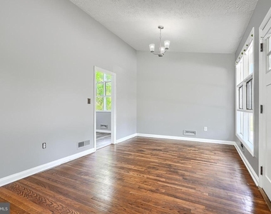 6901 Chippewa Drive - Photo Thumbnail 23
