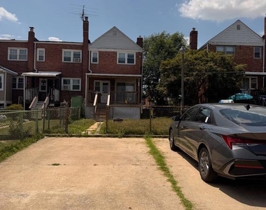 2717 Creston Road - Photo Thumbnail 5