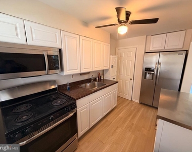 2717 Creston Road - Photo Thumbnail 12