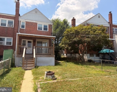 2717 Creston Road - Photo Thumbnail 6