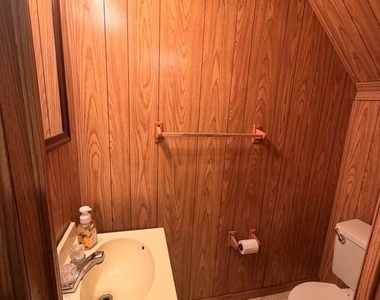 2717 Creston Road - Photo Thumbnail 14