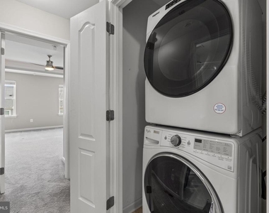 9442 Adelaide Lane - Photo Thumbnail 25