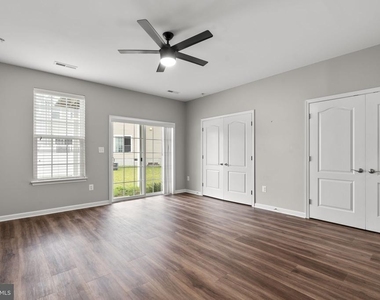 9442 Adelaide Lane - Photo Thumbnail 27